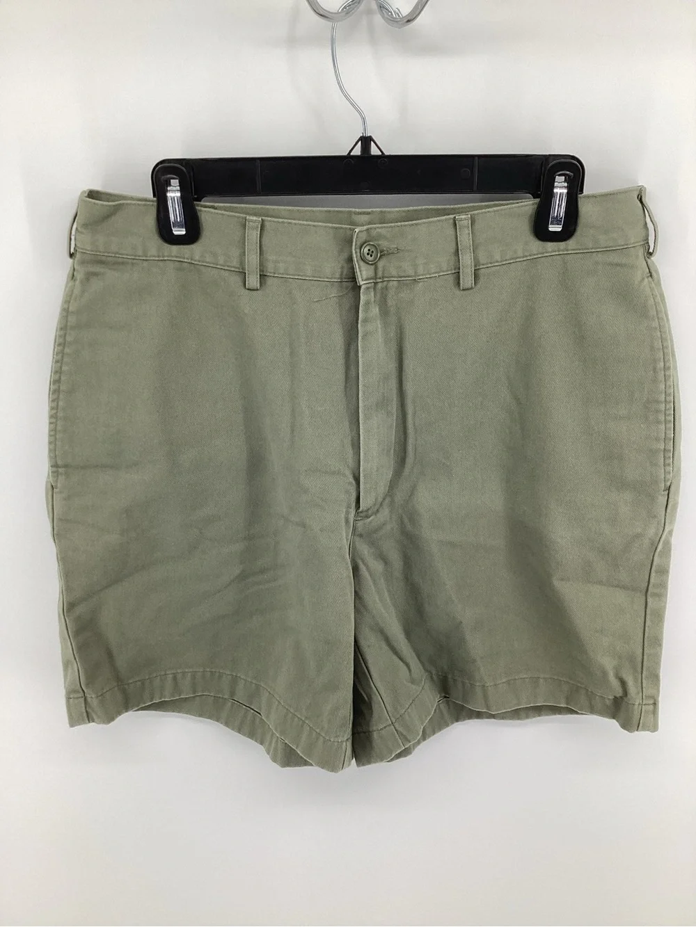 Lands' End Men's Olive Shorts - Light Green Flat Front